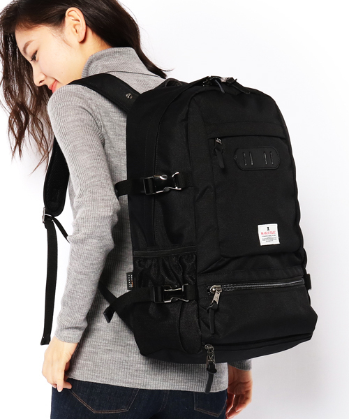 MAKAVELIC（マキャベリック）の「■2016秋冬NEWカラー先行予約あり■【MAKAVELIC】TRUCKS RAINPROOF BACK PACK（バックパック/リュック・レディース・ホワイト/ブラック/ブラック系その他/ネイビー・FREE）」の2枚目の写真