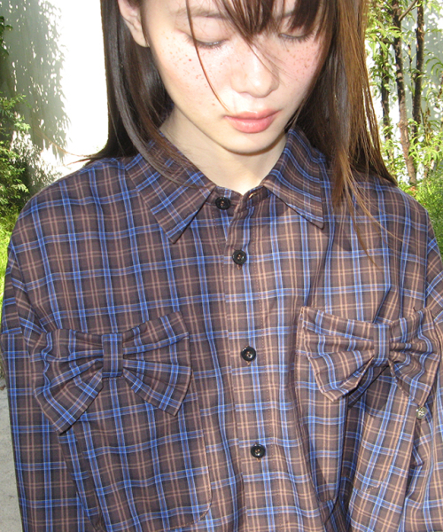 RONRON(ロンロン)の「RIBBON 2 POCKET LOOSE FIT CHECK SHIRT BLUE BROWN(シャツ/ブラウス・レディース・その他・FREE)」の3枚目の写真