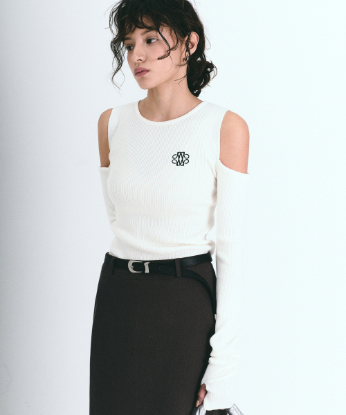 NICK&NICOLE(ニックアンドニコール)の「NICOLE WARMER RIBBED OFF SHOULDER KNIT_IVORY(ニット/セーター・レディース・その他・FREE)」の2枚目の写真