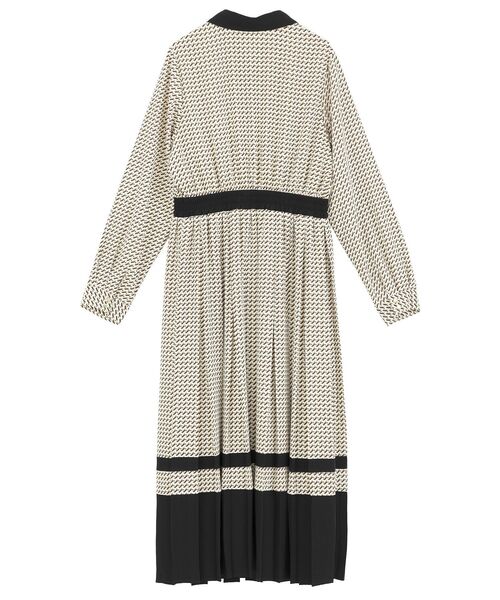 YECCA VECCA(イェッカヴェッカ)の「ジオメ柄プリーツワンピース(ワンピース・レディース・ネイビー/アイボリー・FREE)」の21枚目の写真