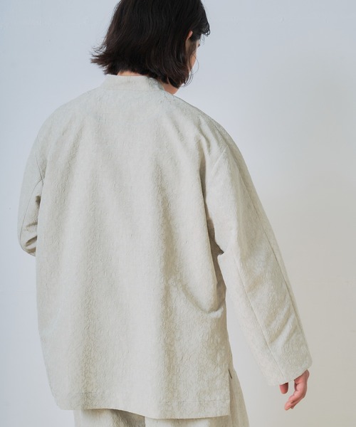 WHYTO.(ホワイト)の「「WHYTO. / ホワイト」ジャカードスリットオーバージャケット(その他アウター・レディース・ネイビー/グレイッシュベージュ/ブラック・38/36)」の11枚目の写真