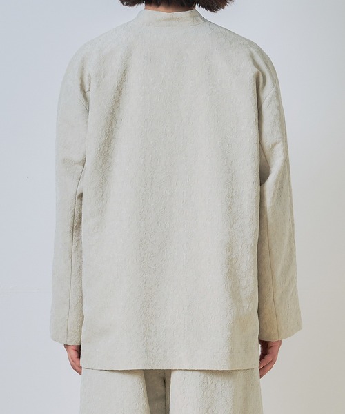 WHYTO.(ホワイト)の「「WHYTO. / ホワイト」ジャカードスリットオーバージャケット(その他アウター・レディース・ネイビー/グレイッシュベージュ/ブラック・38/36)」の17枚目の写真