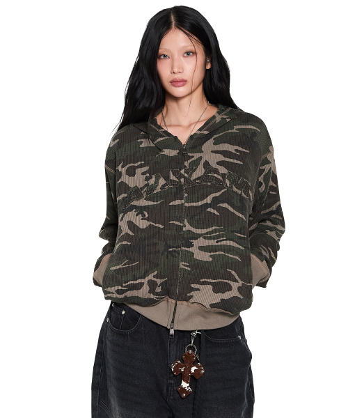 AAKAM(アーカム)の「Camouflage Waffle Zip-Up Hoodie (Khaki)(パーカー・レディース・その他・1/2)」の4枚目の写真