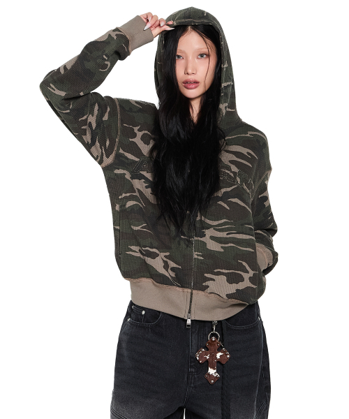 AAKAM(アーカム)の「Camouflage Waffle Zip-Up Hoodie (Khaki)(パーカー・レディース・その他・1/2)」の7枚目の写真