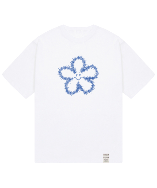 GRAVER（グレーバー）の「[ユニセックス]ガシフラワー半袖Tシャツ_ホワイト（Tシャツ/カットソー・レディース・ホワイト・X-LARGE/SMALL/MEDIUM/LARGE）」の3枚目の写真