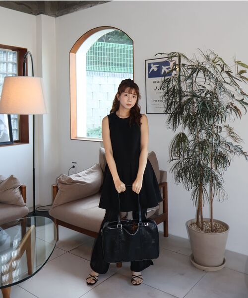 LADY VOLUME(レディーボリューム)の「プリーツミニドレス (ブラック)(ワンピース・レディース・その他・SMALL/MEDIUM)」の6枚目の写真