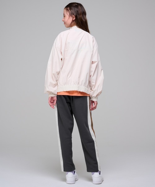 KRIFF MAYER Kid's Collection（クリフメイヤーキッズコレクション）の「【裏毛】サイドラインテーパードパンツ（スウェットパンツ・キッズ・グリーン/ネイビー/チャコール/グレー・150/140/130/120/170/160）」の13枚目の写真