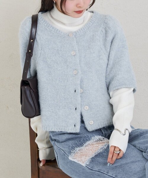 mystic（ミスティック）の「ふわふわ半袖ニット カーディガン（カーディガン/ボレロ・レディース・オフホワイト/チャコールグレー/ブルー・FREE）」の3枚目の写真