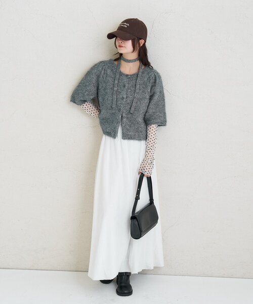 mystic（ミスティック）の「ふわふわ半袖ニット カーディガン（カーディガン/ボレロ・レディース・オフホワイト/チャコールグレー/ブルー・FREE）」の19枚目の写真