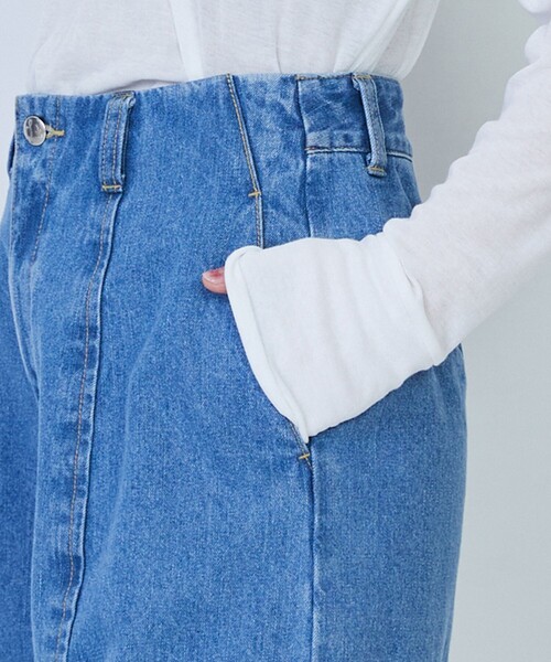 LOISIR(ロワズィール)の「デニムバルーンパンツ(デニムパンツ・レディース・ライトブルー・36/38/40)」の9枚目の写真