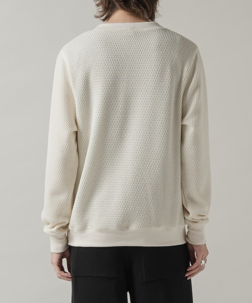 CASPER JOHN（キャスパージョン）の「Compact waffle V-neck sweat/コンパクトワッフルVネックスウェット（スウェット・メンズ・ホワイト/ブラック/オリーブ・X-SMALL/LARGE/MEDIUM/SMALL）」の4枚目の写真