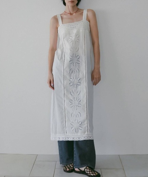 anuke(アンヌーク)の「anuke Patchwork Lace Onepiece パッチワークレースワンピース/62610304(ワンピース・レディース・ホワイト/ブラック・36)」の1枚目の写真