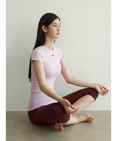 INJIACTIVE（インジアクティブ）の「リブスリムTシャツ ラベンダー（Tシャツ/カットソー・レディース・ラベンダー・SMALL/MEDIUM）」の3枚目の写真