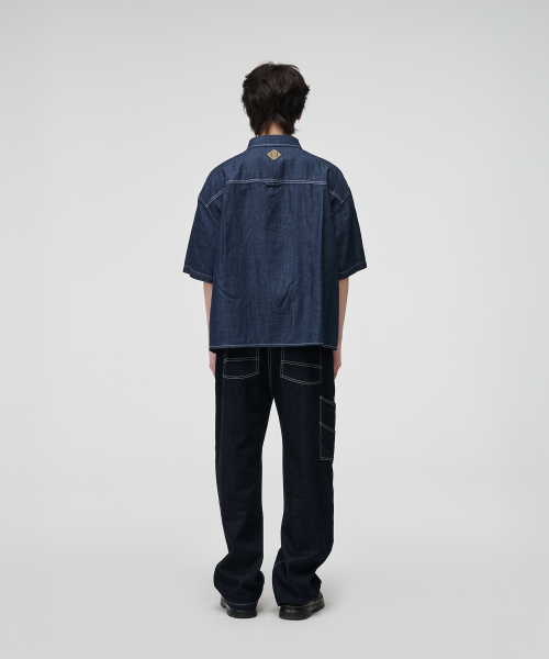 KZM(ケージエム)の「オーバーフィットデニム半袖シャツ(シャツ/ブラウス・レディース・ブルー・MEDIUM/LARGE/X-LARGE)」の3枚目の写真