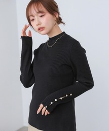 Bab（バブ）の「【選べるサイズ展開】袖ボタンハイネックリブニットトップス（ニット/セーター）」