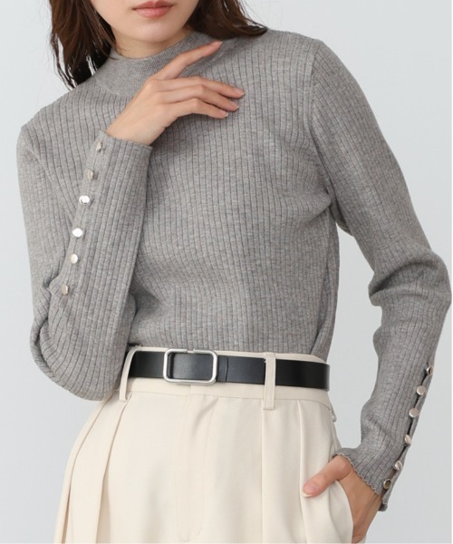 Bab（バブ）の「【選べるサイズ展開】袖ボタンハイネックリブニットトップス（ニット/セーター・レディース・ピンク/グリーン/A/チャコールグレー/アイボリー/ブラック・M/L）」の15枚目の写真