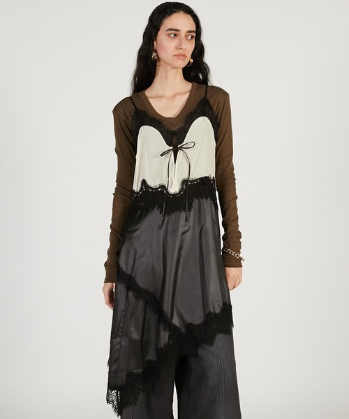PRANK PROJECT(プランクプロジェクト)の「【2026Spring Pre-Order】アシンメトリックランジェリーチュニック / Asymmetrical Ruffle Tunic(その他トップス・レディース・マルチ/ブラック・FREE)」の18枚目の写真