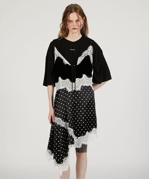 PRANK PROJECT(プランクプロジェクト)の「【2026Spring Pre-Order】アシンメトリックランジェリーチュニック / Asymmetrical Ruffle Tunic(その他トップス・レディース・マルチ/ブラック・FREE)」の2枚目の写真