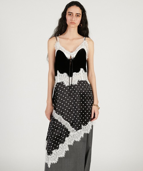 PRANK PROJECT(プランクプロジェクト)の「【2026Spring Pre-Order】アシンメトリックランジェリーチュニック / Asymmetrical Ruffle Tunic(その他トップス・レディース・マルチ/ブラック・FREE)」の10枚目の写真