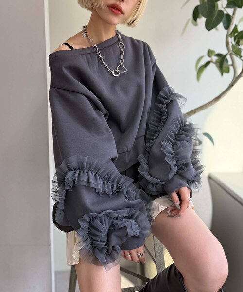 w closet(ダブルクローゼット)の「チュールフリルスウェット(Tシャツ/カットソー・レディース・ピンク/グレー/チャコールグレー/アイボリー・SMALL/MEDIUM)」の1枚目の写真