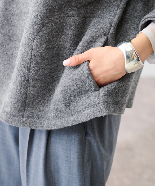 FRAMeWORK（フレームワーク）の「WOOLブークレジャージー（Tシャツ/カットソー・レディース・アイボリー/グレー・FREE）」の13枚目の写真