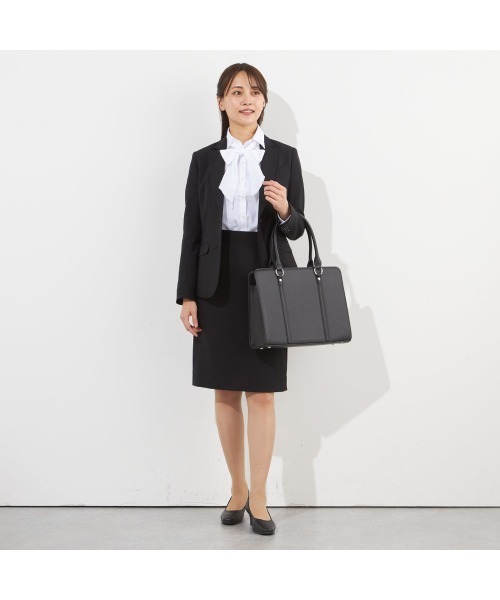 SUIT SELECT（スーツセレクト）の「【セットアップ対応】【おうちで洗える】【通年】タイトスカート/ブラック/ウエストシャーリング仕様/4S SUSTAINABILITY&ECOLOGY FABRIC（スーツスカート・レディース・ブラック・SMALL/MEDIUM/LARGE/X-LARGE/XX-LARGE/XXX-LARGE）」の18枚目の写真