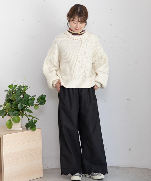 POU DOU DOU（プードゥドゥ）の「ハンドステッチななめケーブルニット（ニット/セーター・レディース・オフホワイト/ブラック/レッド/ブルー・M）」の7枚目の写真