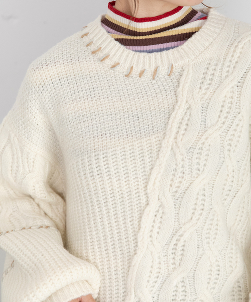 POU DOU DOU（プードゥドゥ）の「ハンドステッチななめケーブルニット（ニット/セーター・レディース・オフホワイト/ブラック/レッド/ブルー・M）」の9枚目の写真