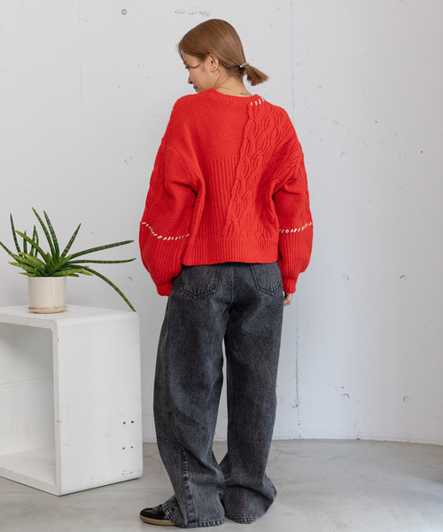 POU DOU DOU（プードゥドゥ）の「ハンドステッチななめケーブルニット（ニット/セーター・レディース・オフホワイト/ブラック/レッド/ブルー・M）」の17枚目の写真