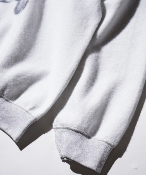 THRIFTY LOOK（スリフティールック）の「星野源様着用 NHK星野源と松重豊のおともだち　THRIFTY LOOK スリフティルック / OTHER SIZE PRINTED CAT SWEAT（スウェット・メンズ・パープル/ブラック/ホワイト・LARGE/X-LARGE/MEDIUM）」の11枚目の写真