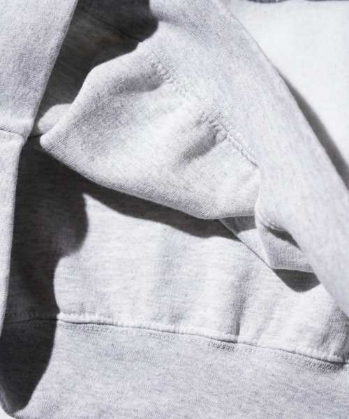 THRIFTY LOOK（スリフティールック）の「星野源様着用 NHK星野源と松重豊のおともだち　THRIFTY LOOK スリフティルック / OTHER SIZE PRINTED CAT SWEAT（スウェット・メンズ・パープル/ブラック/ホワイト・LARGE/X-LARGE/MEDIUM）」の12枚目の写真