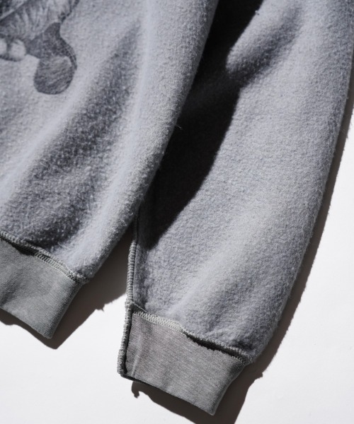 THRIFTY LOOK（スリフティールック）の「星野源様着用 NHK星野源と松重豊のおともだち　THRIFTY LOOK スリフティルック / OTHER SIZE PRINTED CAT SWEAT（スウェット・メンズ・パープル/ブラック/ホワイト・LARGE/X-LARGE/MEDIUM）」の17枚目の写真