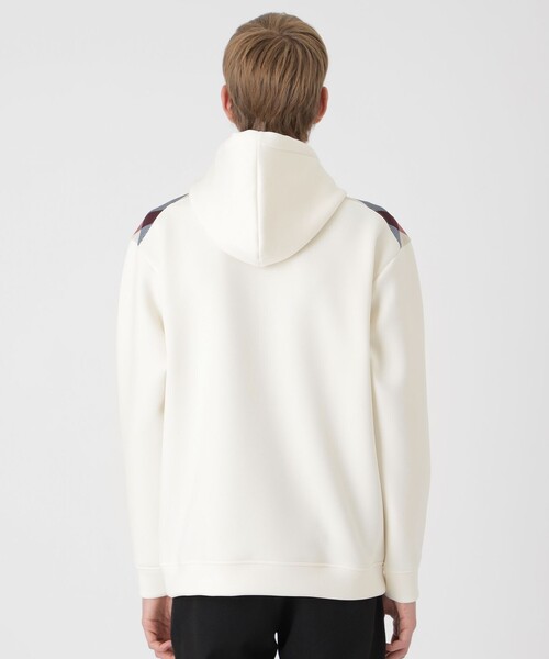 BLACK LABEL CRESTBRIDGE（ブラックレーベル・クレストブリッジ）の「【一部店舗限定】ショルダーチェックロゴフーディー（Tシャツ/カットソー・メンズ・グレー系その他/ブラック・M/L）」の5枚目の写真