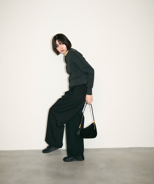 TONER（トナー）の「スリムカーブバッグ（ショルダーバッグ・レディース・ブラック/ブラウン/レッド・FREE）」の11枚目の写真