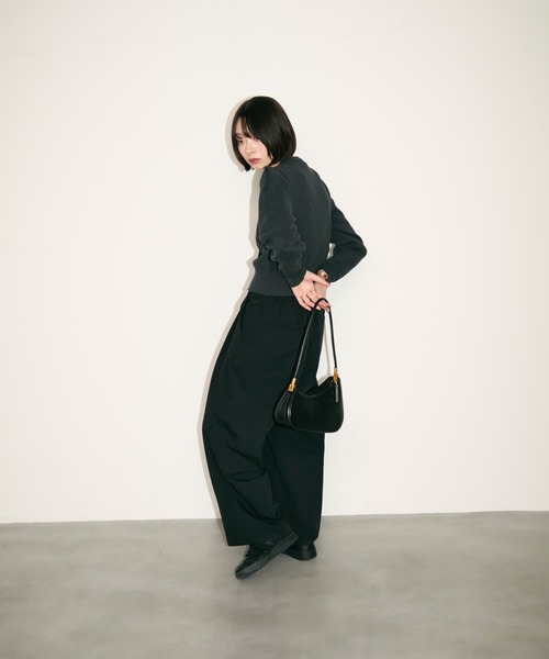 TONER（トナー）の「スリムカーブバッグ（ショルダーバッグ・レディース・ブラック/ブラウン/レッド・FREE）」の14枚目の写真