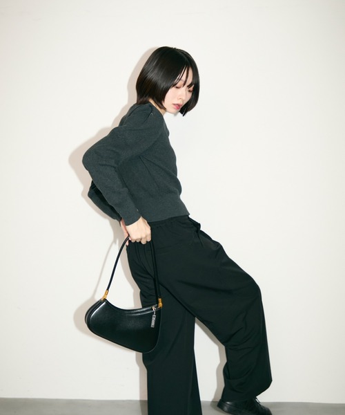 TONER（トナー）の「スリムカーブバッグ（ショルダーバッグ・レディース・ブラック/ブラウン/レッド・FREE）」の20枚目の写真