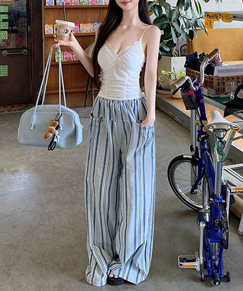 Lace Ladies(レースレディース)の「ソリッドカラー Vネック 配レース ギャザー ブラトップ(キャミソール・レディース・ピンク/ホワイト/ベージュ/ブラック・FREE)」の19枚目の写真