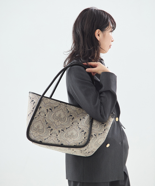 journal standard L'essage(ジャーナルスタンダードレサージュ)の「【A VACATION/ア ヴァケーション】 HIPPO ONYX:バッグ(トートバッグ・レディース・ブラック・FREE)」の2枚目の写真