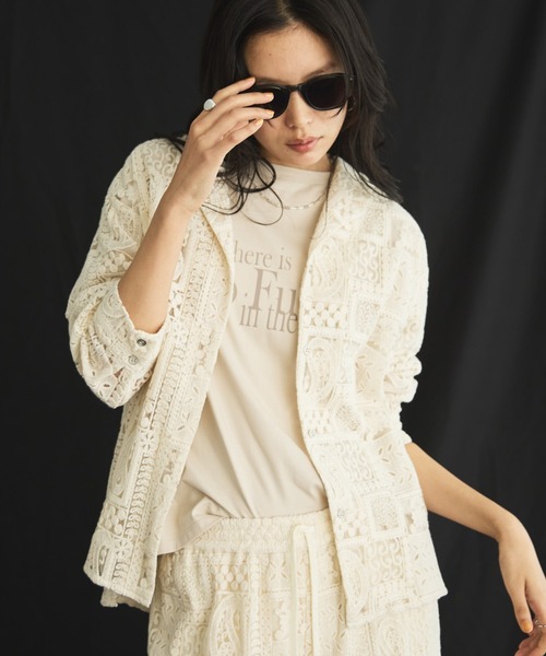 Doux archives（ドゥアルシーヴ）の「パッチワークレース開襟シャツ（シャツ/ブラウス・レディース・オフホワイト/ブラック・FREE）」の2枚目の写真