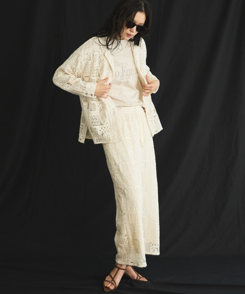 Doux archives（ドゥアルシーヴ）の「パッチワークレース開襟シャツ（シャツ/ブラウス・レディース・オフホワイト/ブラック・FREE）」の4枚目の写真