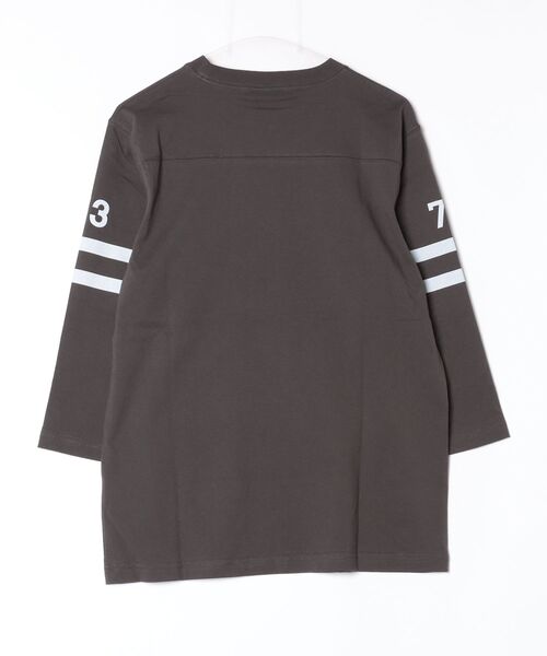 Champion（チャンピオン）の「【Champion/チャンピオン】メンズ ベーシック 3/4 スリーブフットボールTシャツ（Tシャツ/カットソー・メンズ・グレー/ホワイト×パープル/ダークブルー/モカ/ブラック系その他/ホワイト×ブラック・MEDIUM/SMALL/LARGE/X-LARGE）」の7枚目の写真
