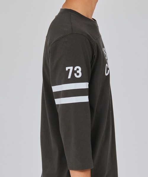 Champion（チャンピオン）の「【Champion/チャンピオン】メンズ ベーシック 3/4 スリーブフットボールTシャツ（Tシャツ/カットソー・メンズ・グレー/ホワイト×パープル/ダークブルー/モカ/ブラック系その他/ホワイト×ブラック・MEDIUM/SMALL/LARGE/X-LARGE）」の12枚目の写真