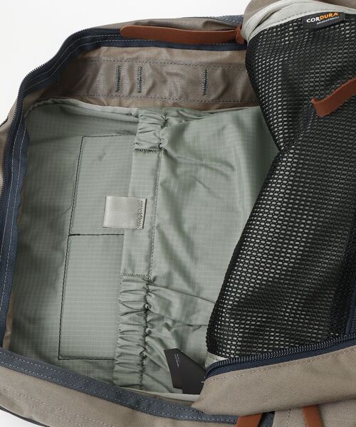GREGORY(グレゴリー)の「キャンパスデイL CAMPUS DAY L サンドストーム(バックパック/リュック・メンズ・ベージュ系・ONE SIZE)」の4枚目の写真