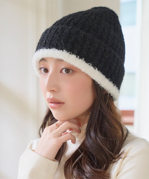 KOBE LETTUCE（コウベレタス）の「バイカラーラインニット帽（ニットキャップ/ビーニー・レディース・ホワイト/ブラック・FREE）」の2枚目の写真