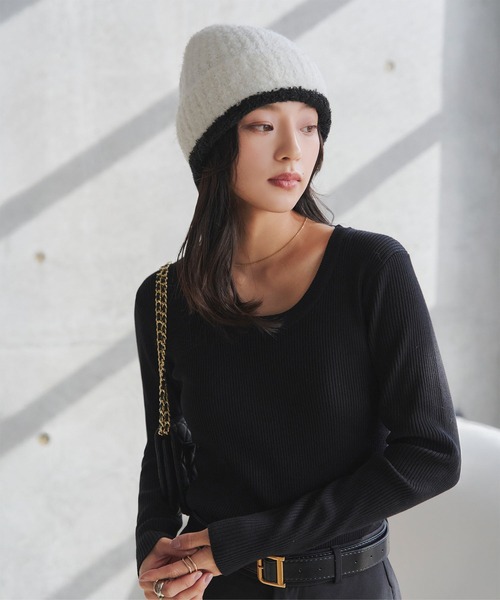 KOBE LETTUCE（コウベレタス）の「バイカラーラインニット帽（ニットキャップ/ビーニー・レディース・ホワイト/ブラック・FREE）」の3枚目の写真