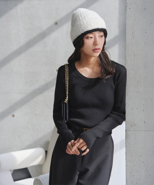 KOBE LETTUCE（コウベレタス）の「バイカラーラインニット帽（ニットキャップ/ビーニー・レディース・ホワイト/ブラック・FREE）」の6枚目の写真