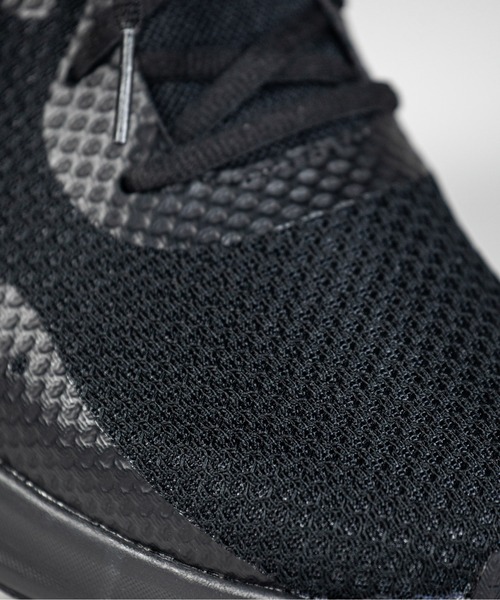 UNDER ARMOUR（アンダーアーマー）の「UAチャージド パスート3 エクストラ ワイド（ランニング/メンズ）（スニーカー・メンズ・ブラック系その他・25.5cm/27.0cm/28.0cm/29.0cm/26.5cm/28.5cm/27.5cm/25.0cm/26.0cm）」の9枚目の写真