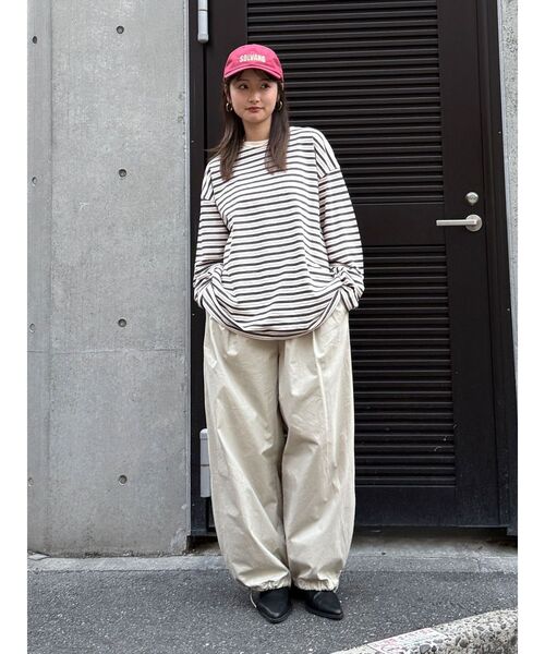 Ungrid（アングリッド）の「マルチボーダーロングスリーブTee（Tシャツ/カットソー・レディース・グリーン/チャコールグレー/オフホワイト・FREE）」の11枚目の写真