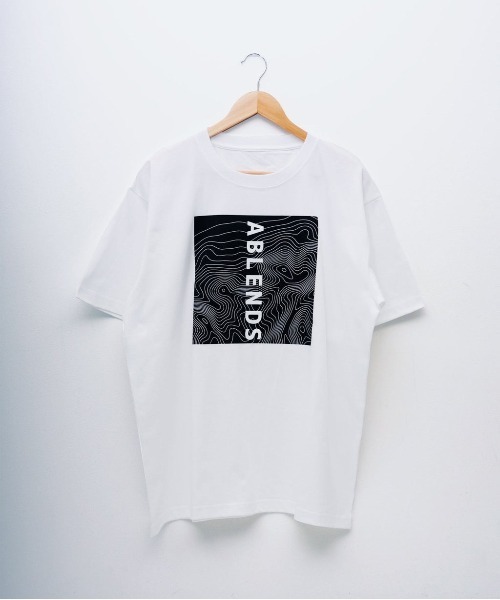 A blends(エイブレンズ)の「A blends TOPOGRAHYクルーネックTシャツ(Tシャツ/カットソー・メンズ・ブラック/ホワイト・LARGE/MEDIUM/X-LARGE)」の5枚目の写真
