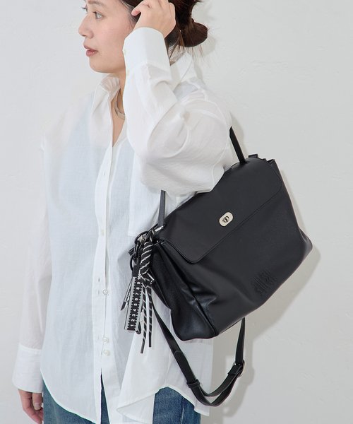 JOURNAL STANDARD(ジャーナルスタンダード)の「別注【VARNY/ヴァーニー】 LEICESTER(ショルダーバッグ・レディース・ブラウン/ブラック・FREE)」の4枚目の写真